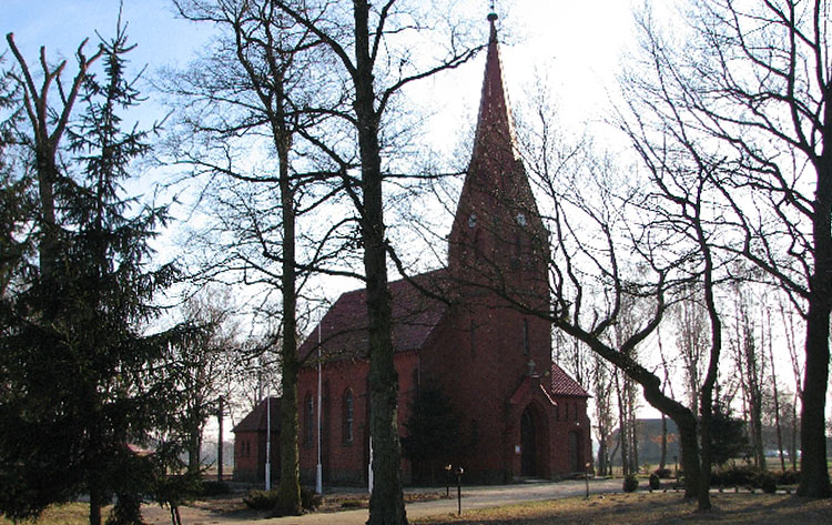 Neoromański kościół w Jeziorach Wielkich - XIX wiek